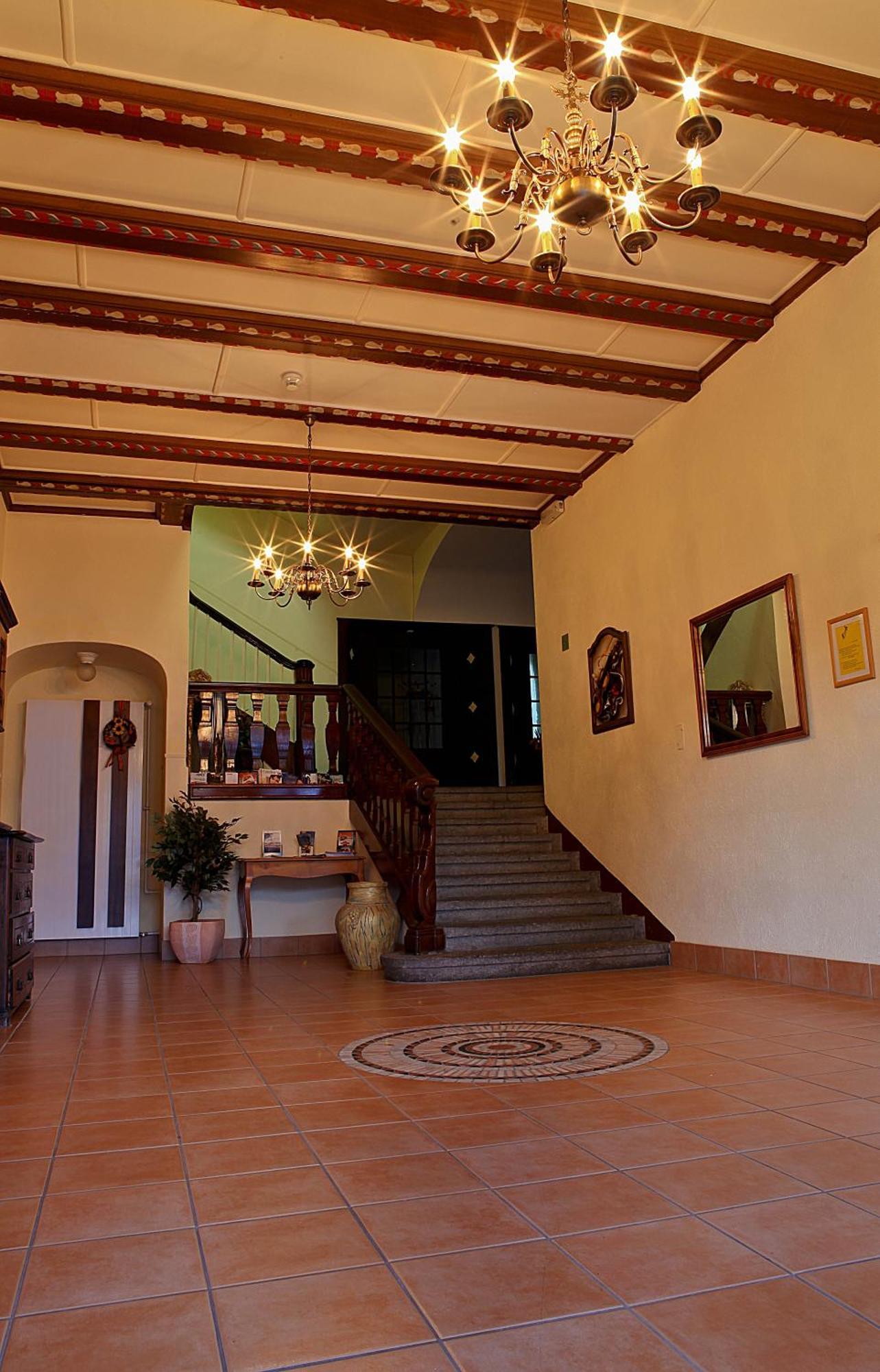 Hotel Schweizerhof Веггис Экстерьер фото