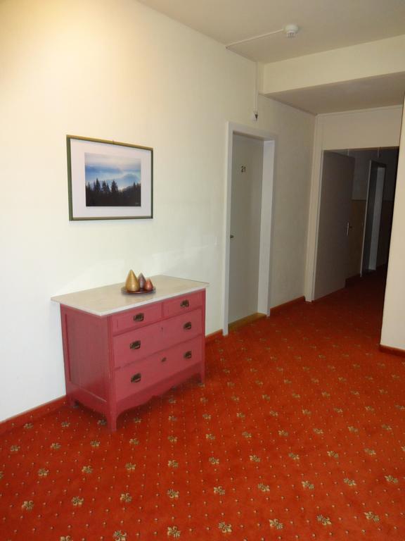 Hotel Schweizerhof Веггис Экстерьер фото