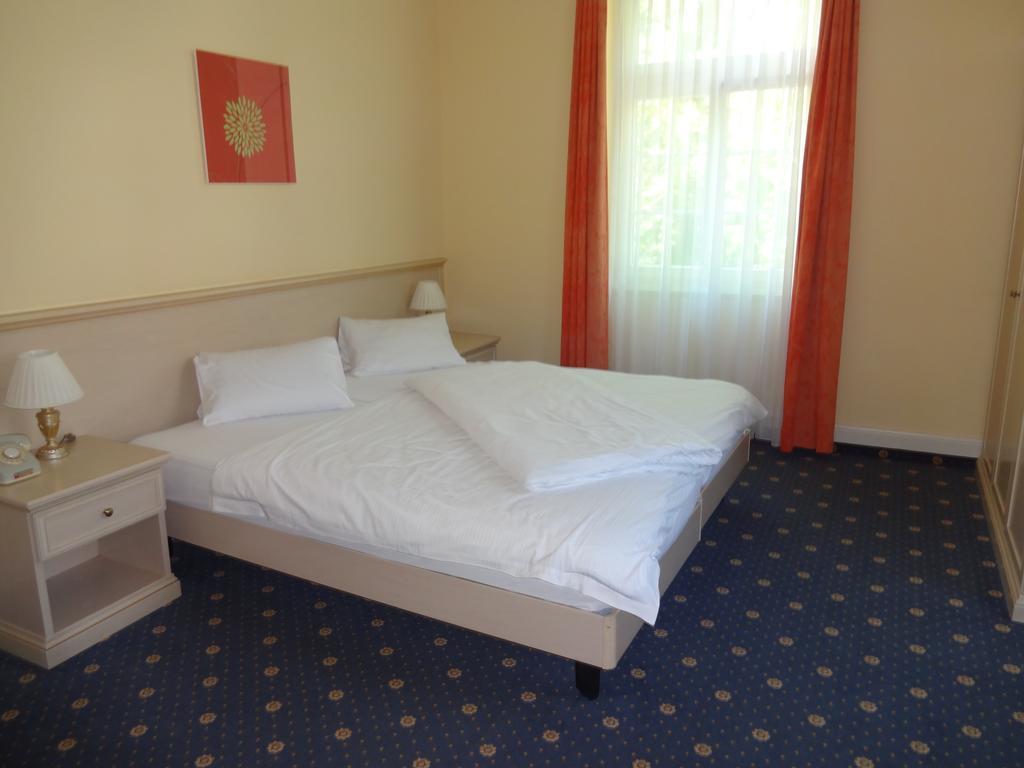 Hotel Schweizerhof Веггис Экстерьер фото