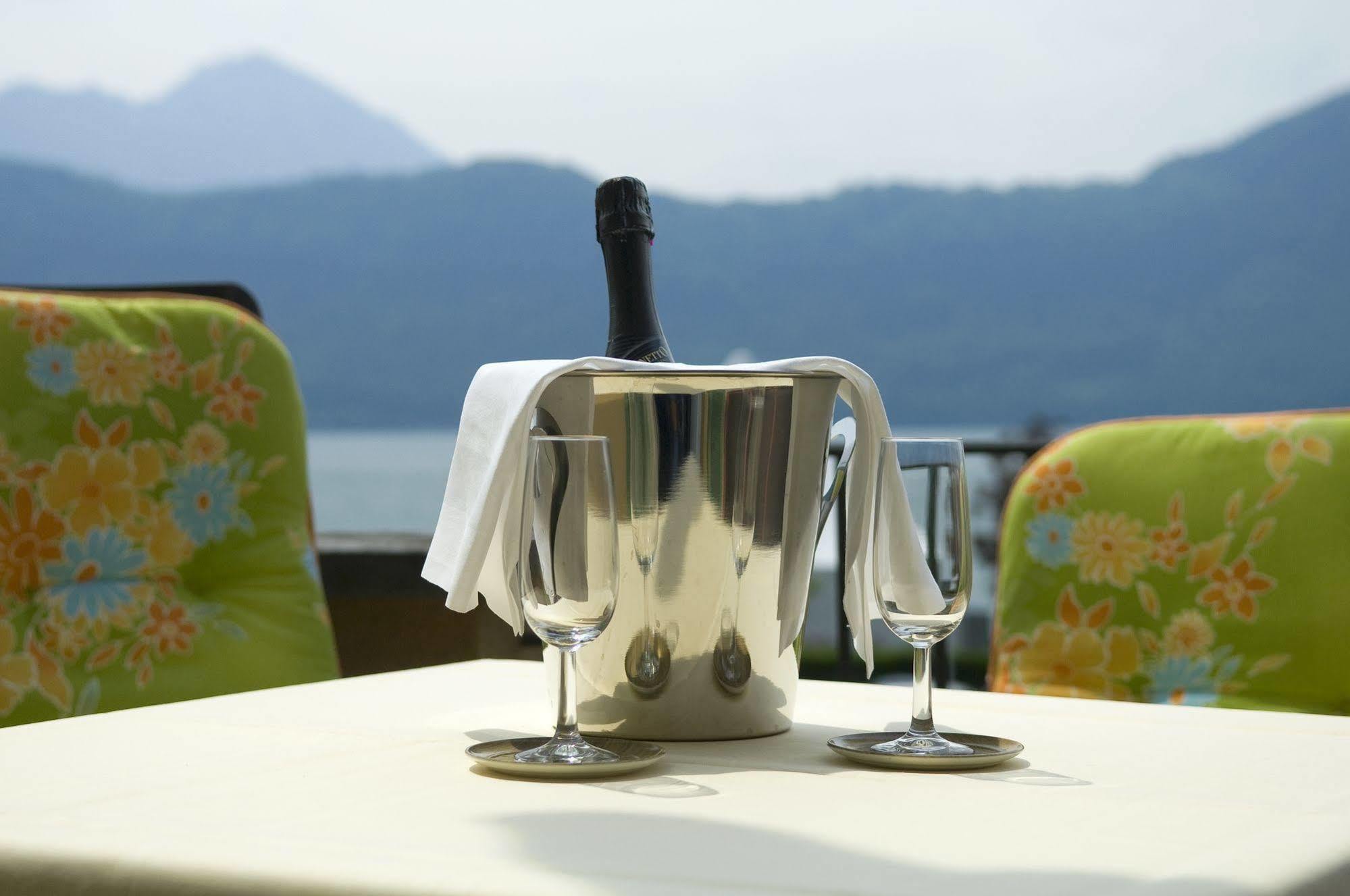 Hotel Schweizerhof Веггис Экстерьер фото