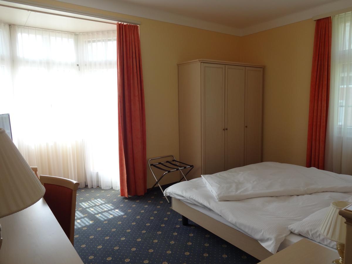 Hotel Schweizerhof Веггис Экстерьер фото